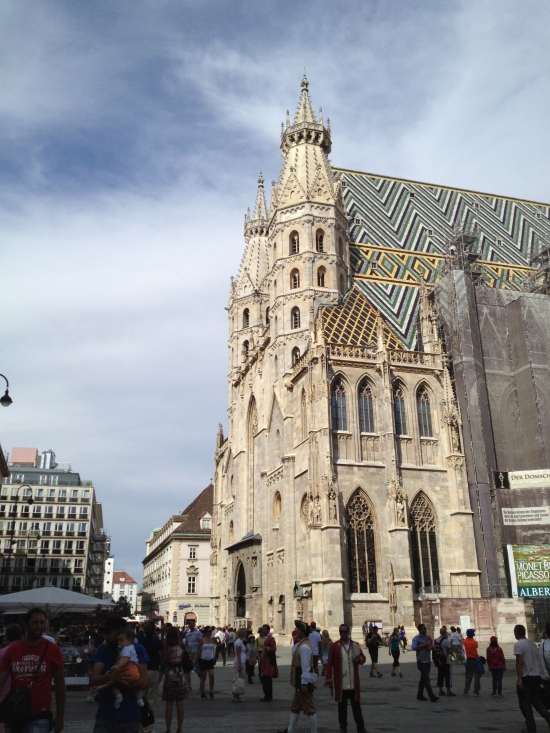 St. Stephen's Cathedral, Vienna, a top attraction (photo: DY, 2015)